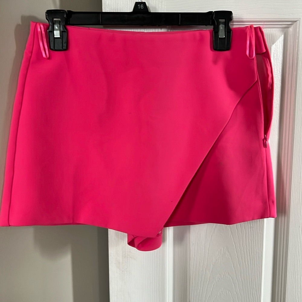 Zara Hot Pink Tailored Skort